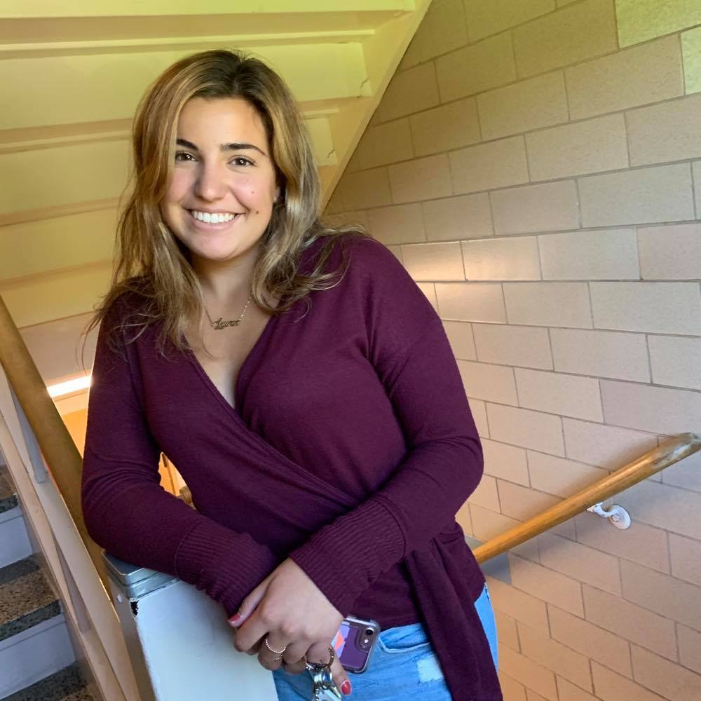 Meet your Posher, Lauren